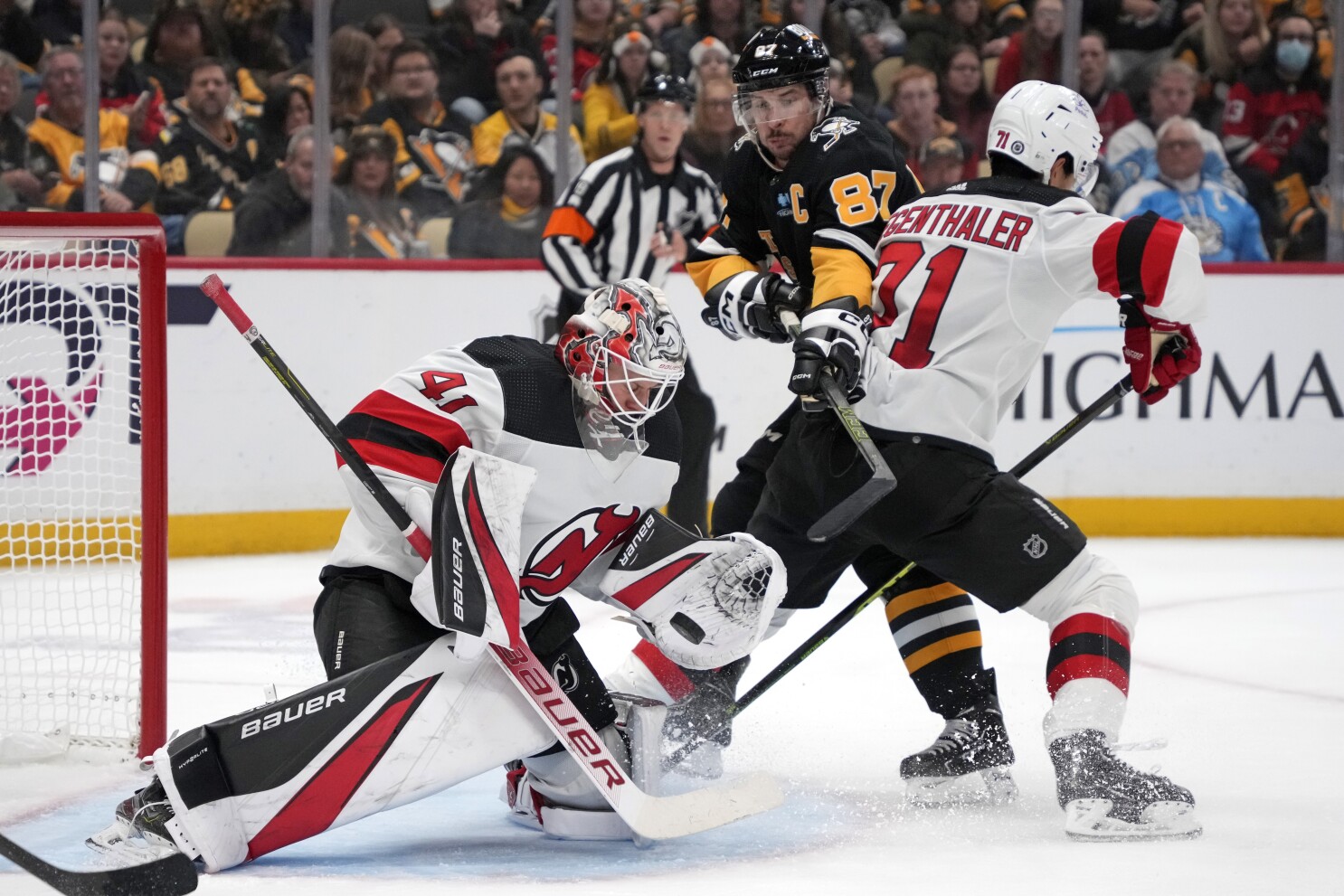 Pittsburgh penguins at new jersey devils on sale
